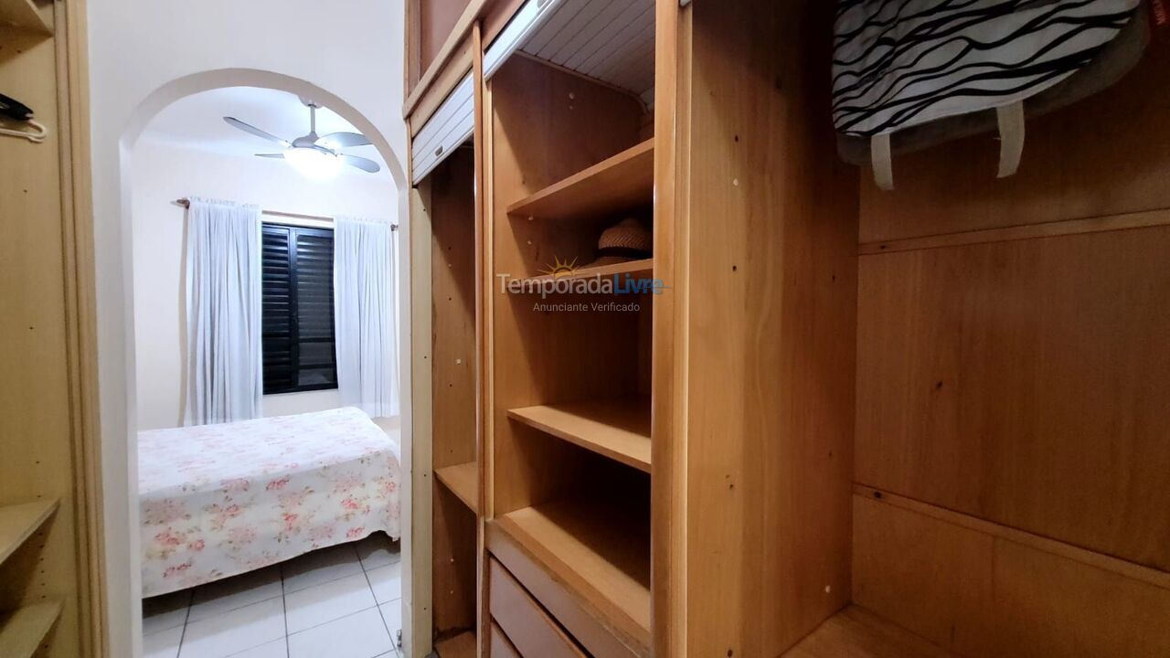 Apartamento para alquiler de vacaciones em Guarujá (Pitangueiras)