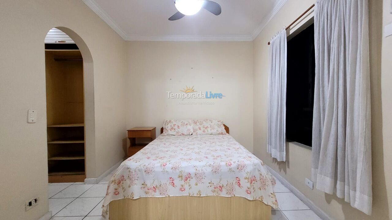 Apartamento para alquiler de vacaciones em Guarujá (Pitangueiras)