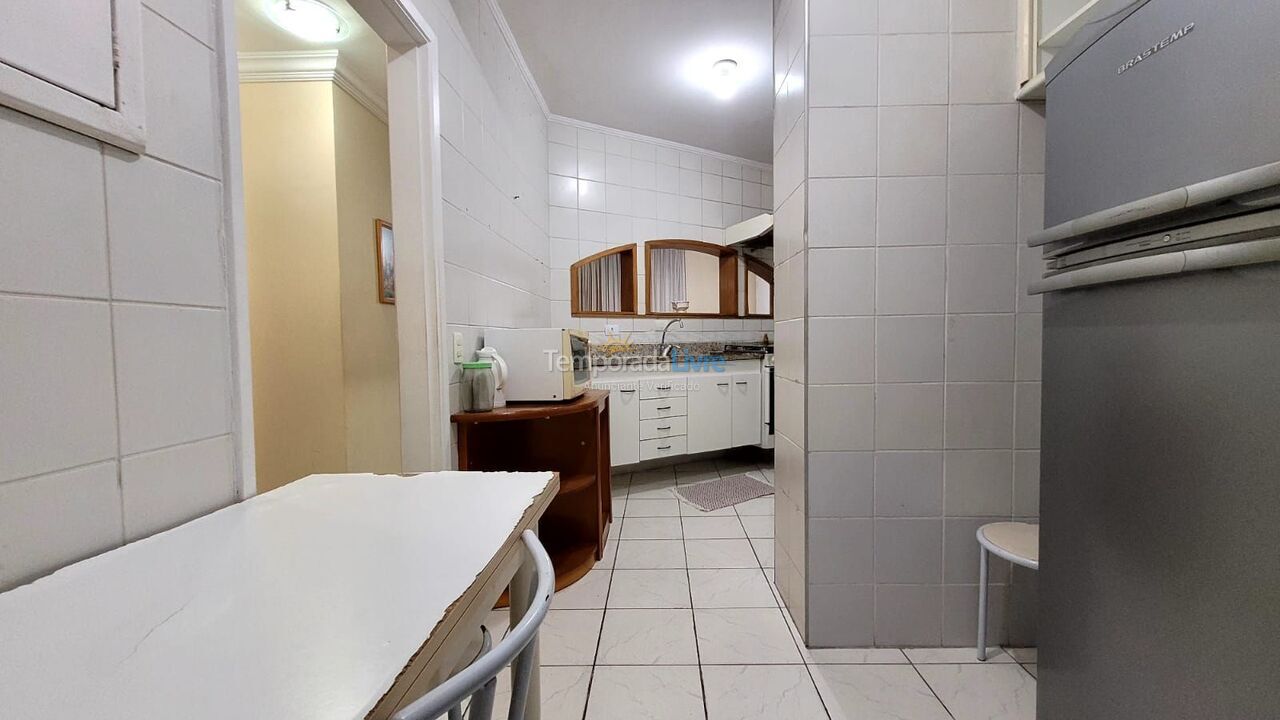 Apartamento para alquiler de vacaciones em Guarujá (Pitangueiras)