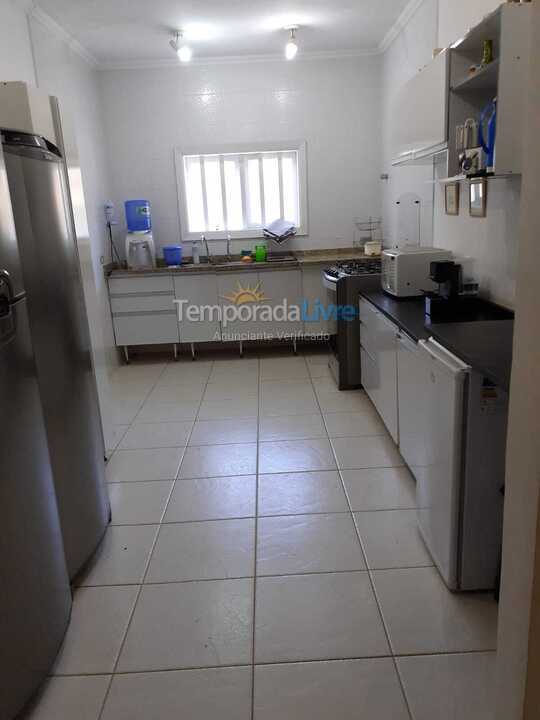 Casa para aluguel de temporada em Bertioga (Riviera de São Lourenço)