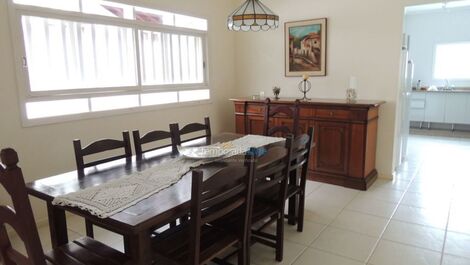 Casa Térrea próximo a praia