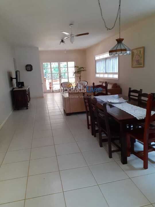 Casa para aluguel de temporada em Bertioga (Riviera de São Lourenço)