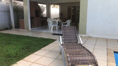 Casa Térrea próximo a praia