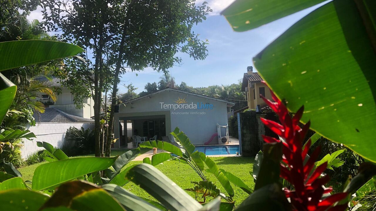 Casa para aluguel de temporada em Bertioga (Riviera de São Lourenço)