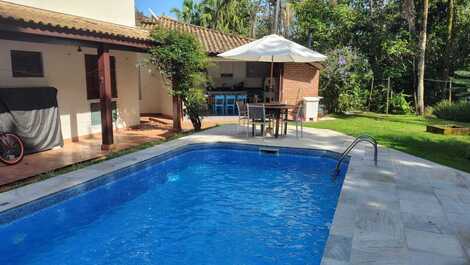 Piscina e obrelone 