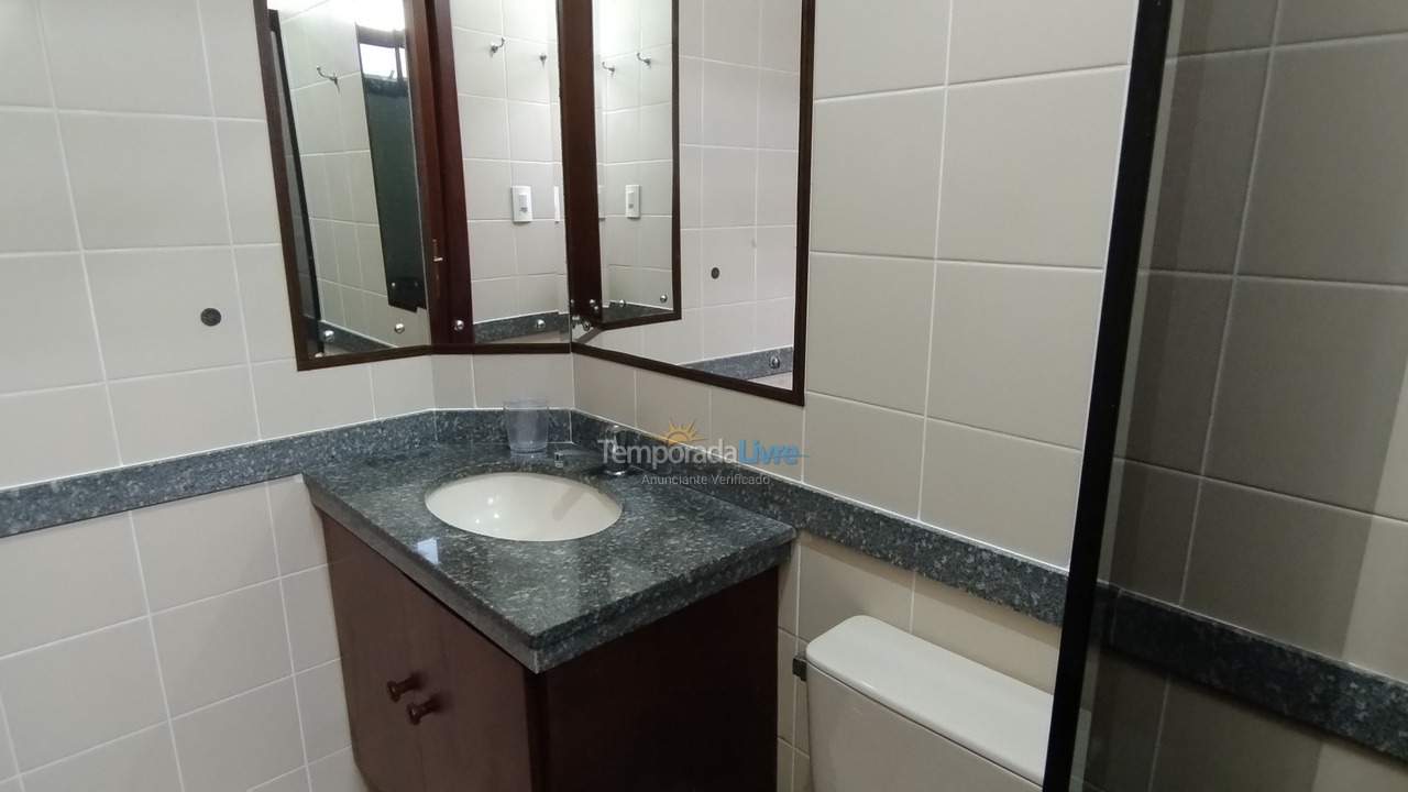 Apartamento para aluguel de temporada em Ubatuba (Praia Grande)