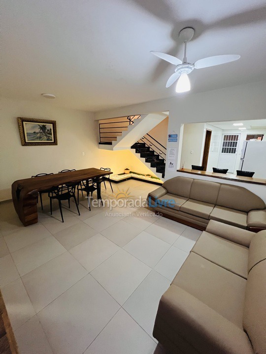 Casa para aluguel de temporada em Matinhos (Caiobá)
