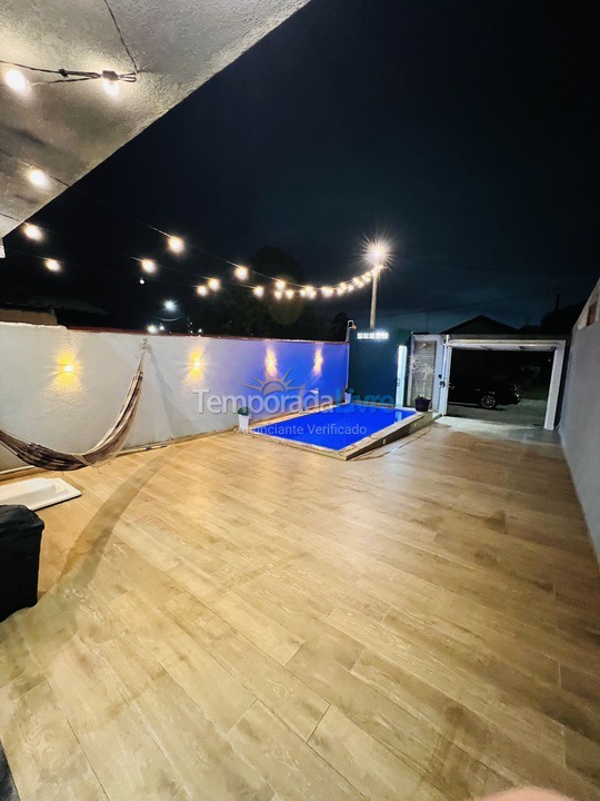 Casa para aluguel de temporada em Matinhos (Caiobá)