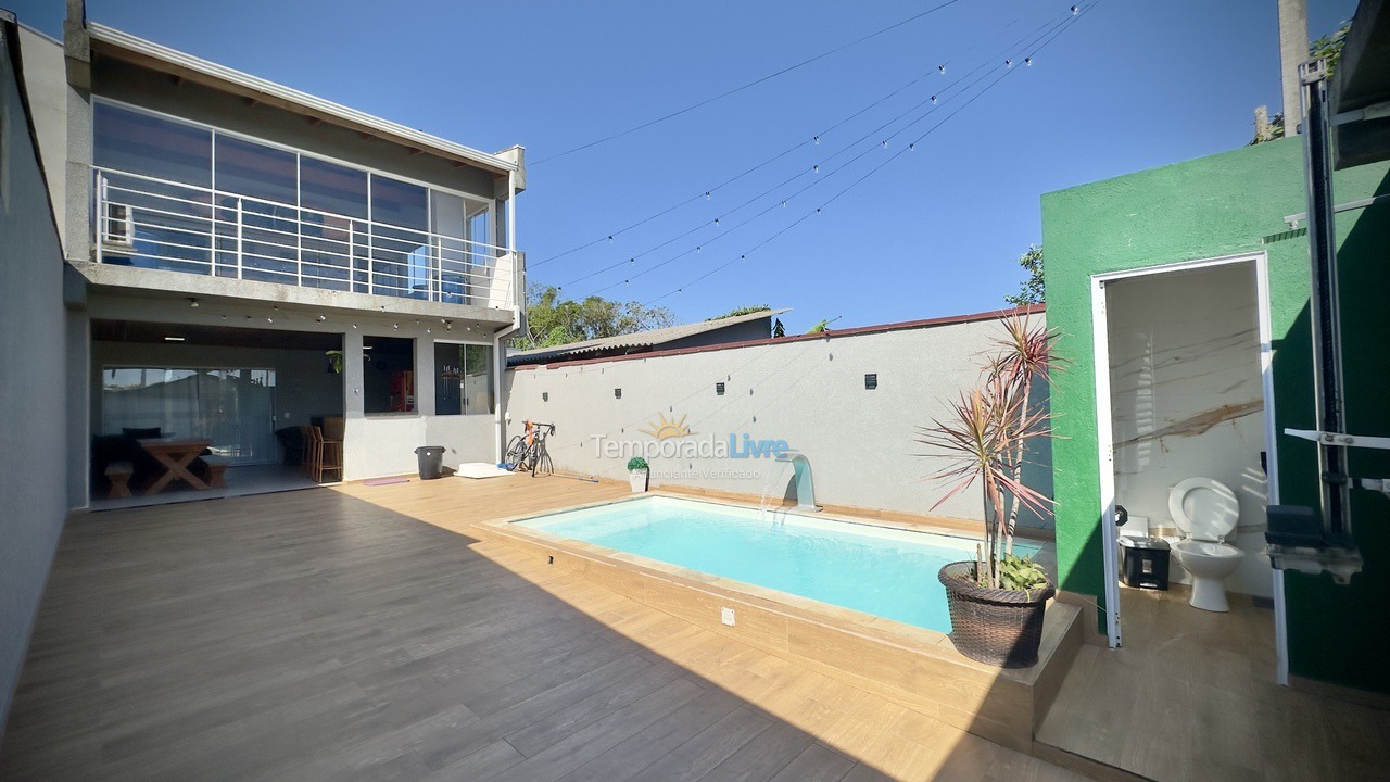 Casa para aluguel de temporada em Matinhos (Caiobá)