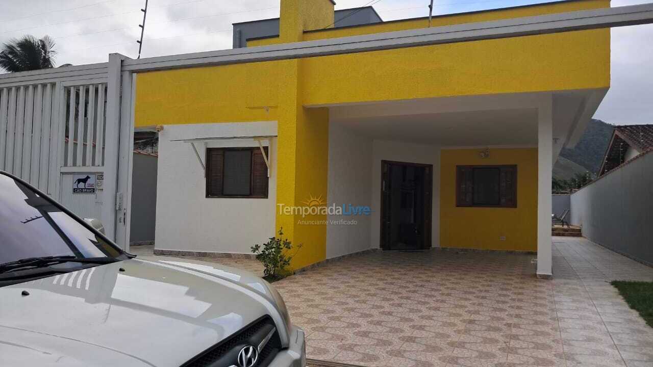 Casa para alquiler de vacaciones em Ubatuba (Maranduba)