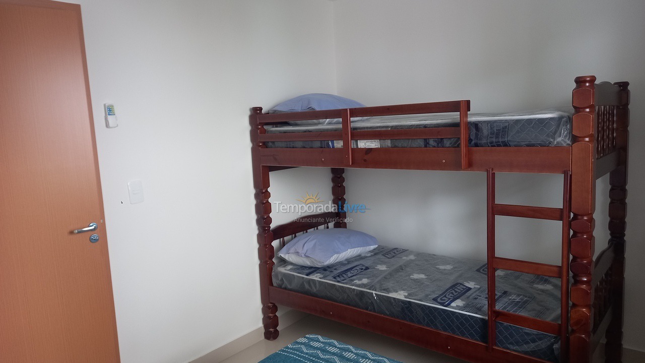Apartamento para aluguel de temporada em Cabo Frio (Praia do Foguete)