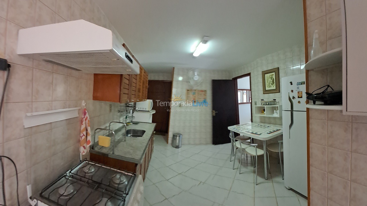 Apartamento para aluguel de temporada em Arraial do Cabo (Prainha)