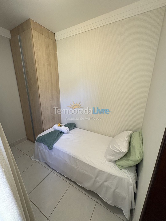 Apartamento para aluguel de temporada em Camaçari (Gurajuba)