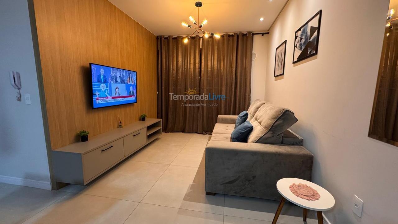 Apartamento para alquiler de vacaciones em Bombinhas (Praia de Bombas)