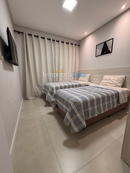 Apartamento para alquiler de vacaciones em Bombinhas (Praia de Bombas)