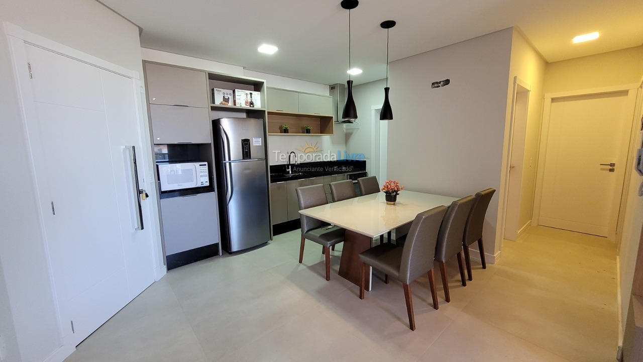 Apartamento para alquiler de vacaciones em Bombinhas (Praia de Bombas)