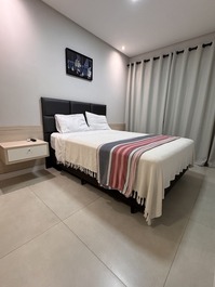 Apartamento con vistas parciales al mar.