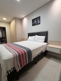 Apartamento con vistas parciales al mar.