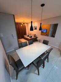 Apartamento con vistas parciales al mar.