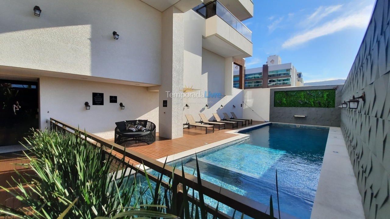 Apartamento para alquiler de vacaciones em Bombinhas (Praia de Bombas)