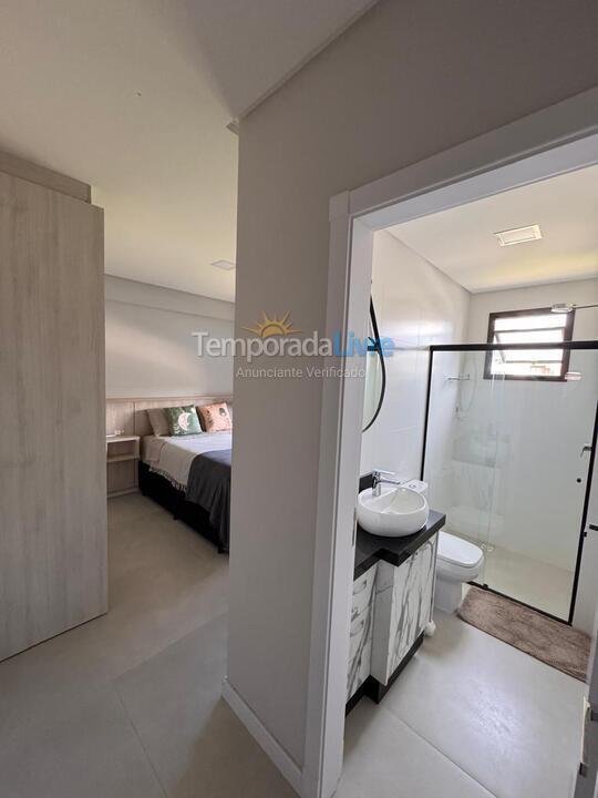 Apartamento para alquiler de vacaciones em Bombinhas (Praia de Bombas)