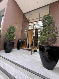 Apartamento moderno cerca de la playa.
