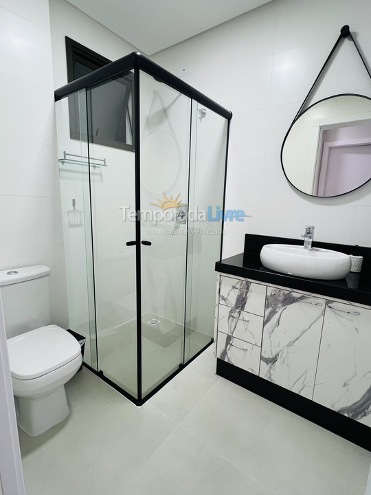Apartamento para alquiler de vacaciones em Bombinhas (Praia de Bombas)