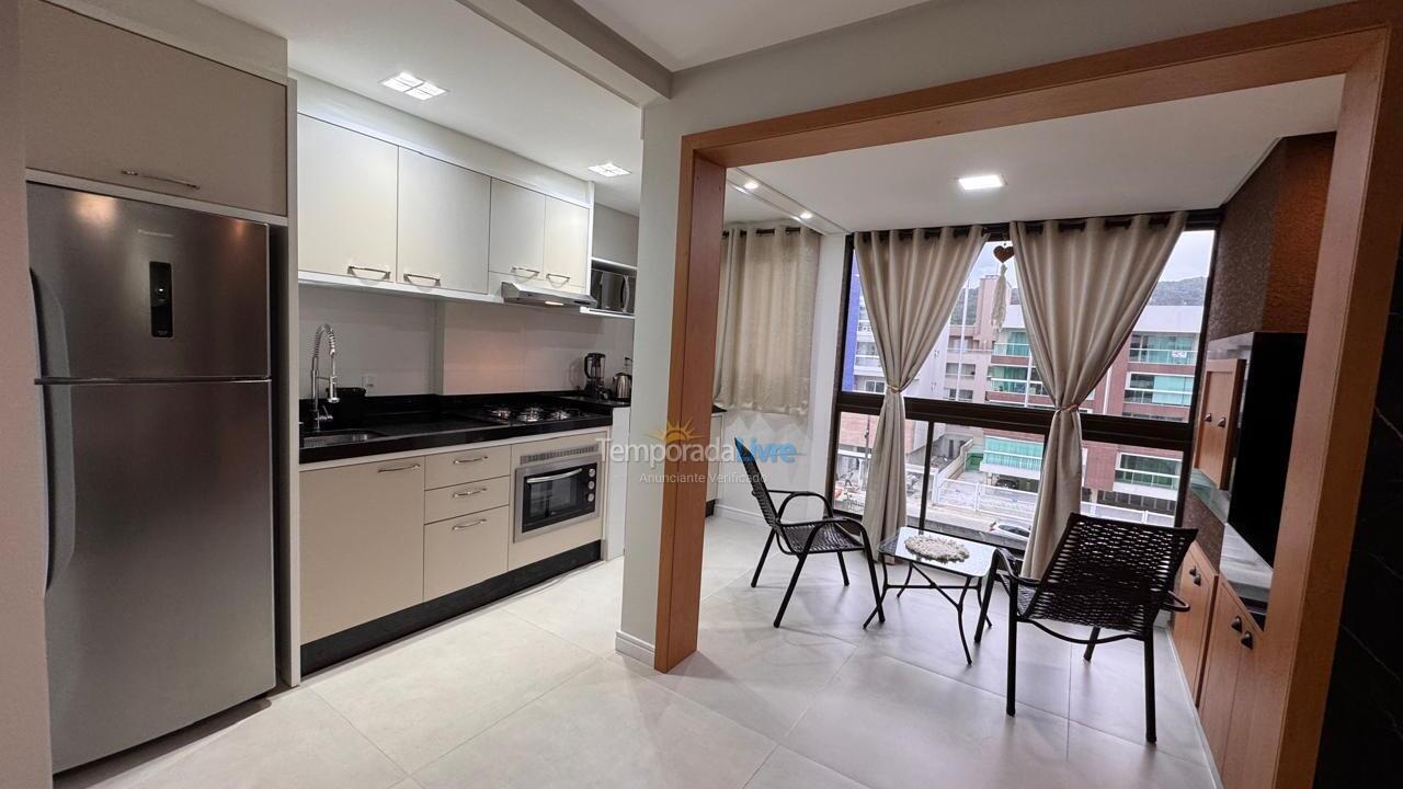 Apartamento para alquiler de vacaciones em Bombinhas (Praia de Bombas)