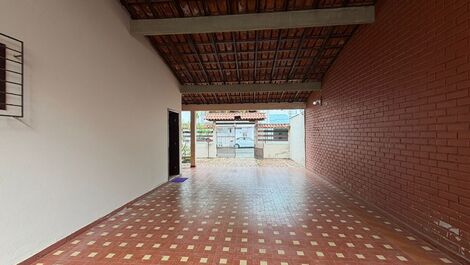 3 bedroom house on Praiana Avenue