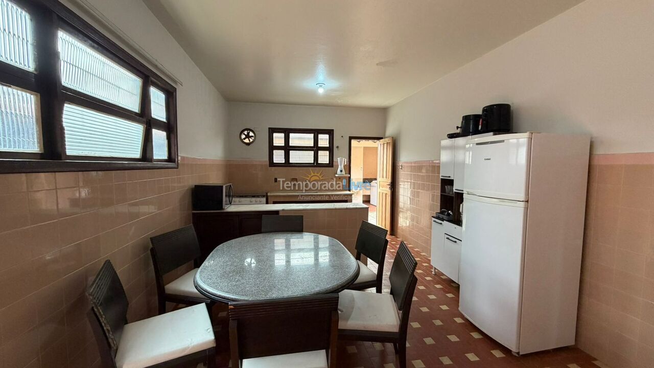 House for vacation rental in Guarapari (Praia do Morro)