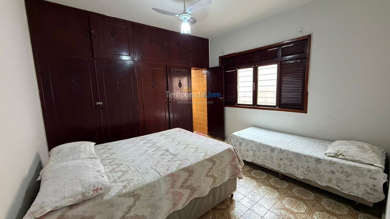 House for vacation rental in Guarapari (Praia do Morro)