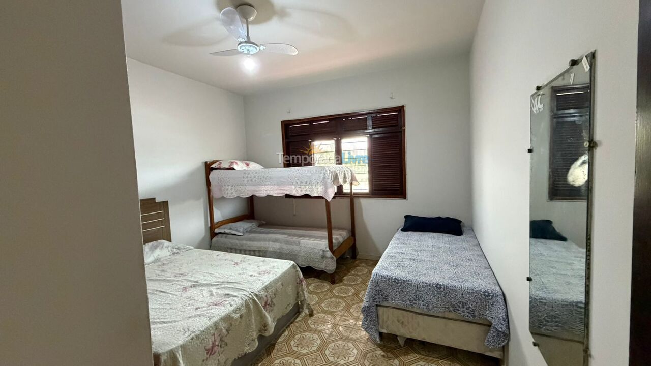House for vacation rental in Guarapari (Praia do Morro)