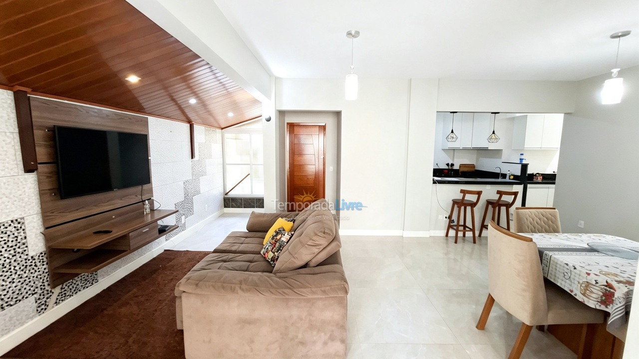 Apartment for vacation rental in Guarapari (Praia do Morro)