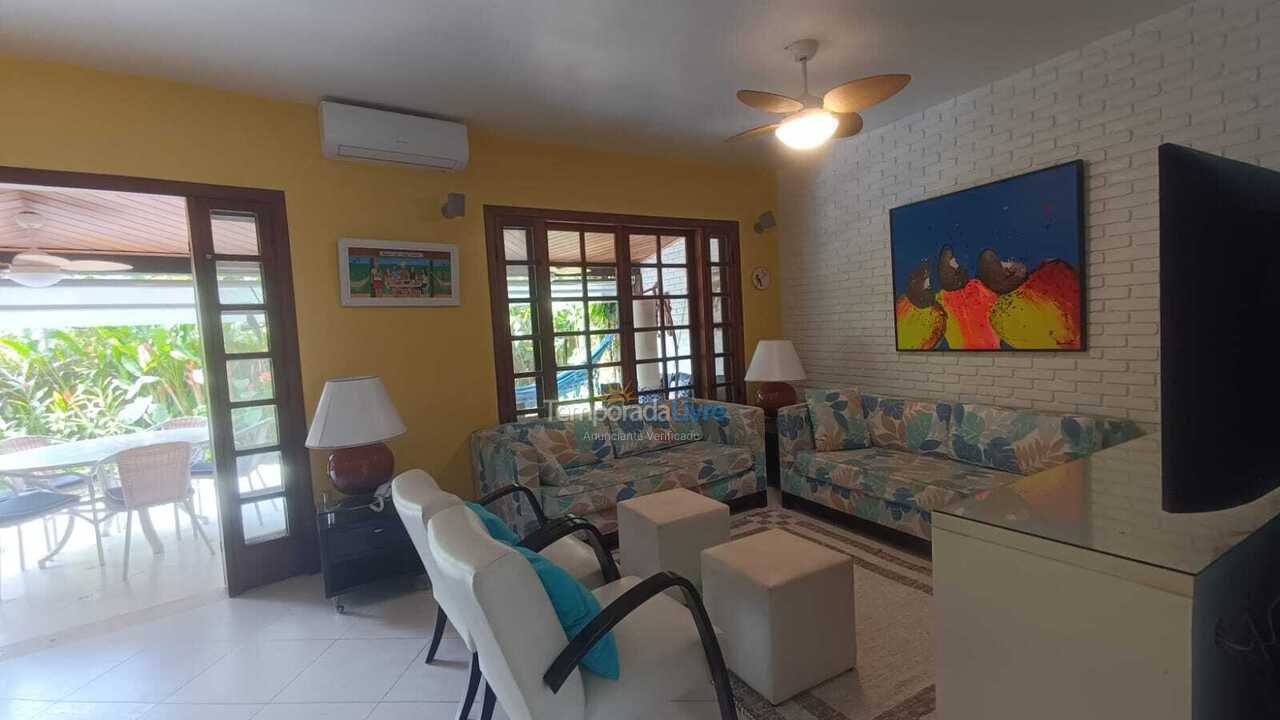 Casa para alquiler de vacaciones em São Sebastião (Barra do Sahy)