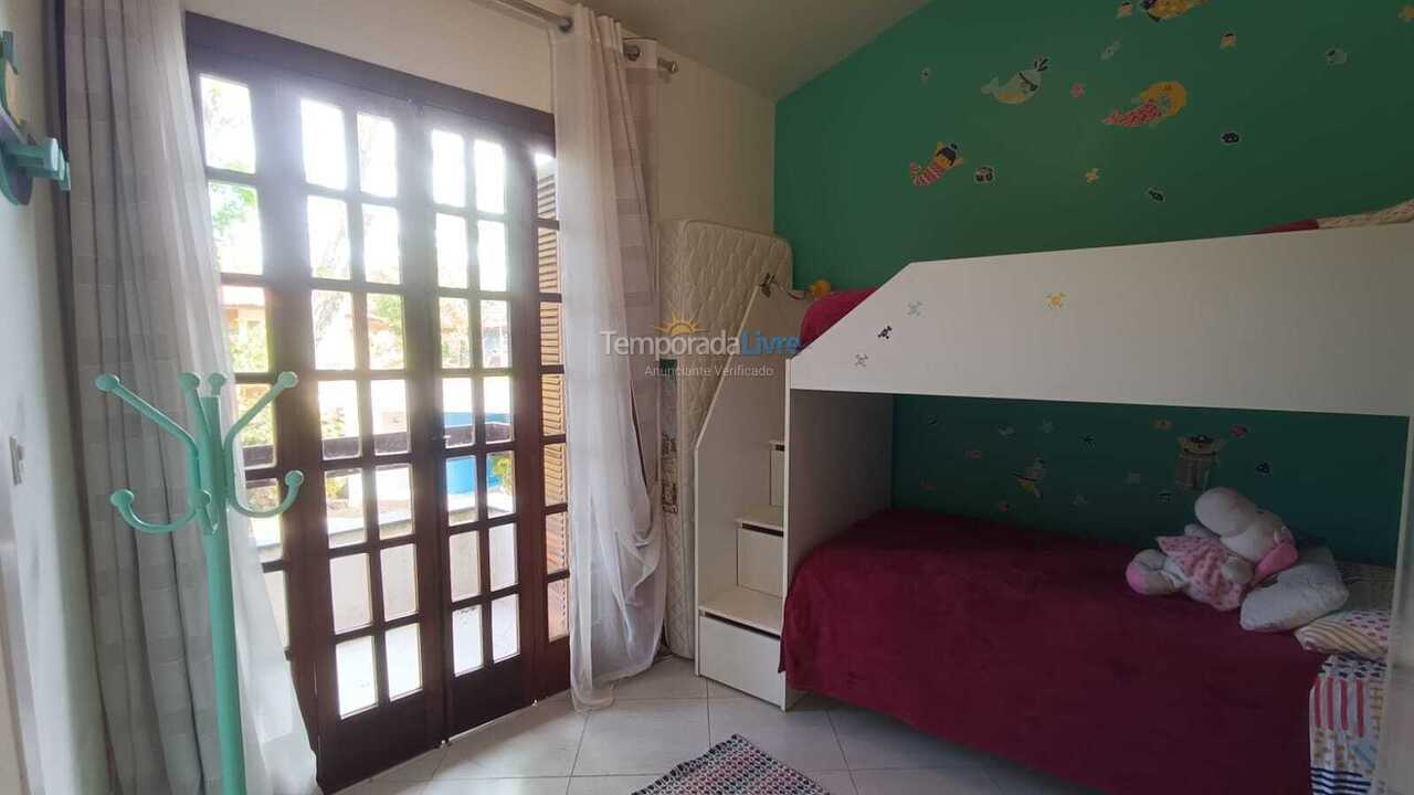 Casa para alquiler de vacaciones em São Sebastião (Barra do Sahy)