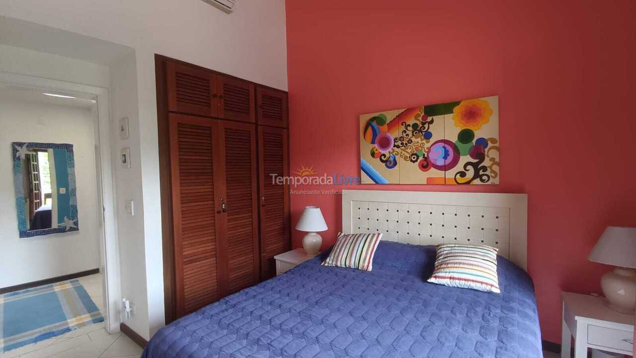 Casa para alquiler de vacaciones em São Sebastião (Barra do Sahy)
