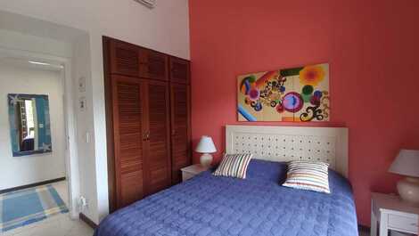 Sahy, 4 dormitorios, piscina compartida, 2 plazas de aparcamiento, barbacoa, capacidad para 8 personas.
