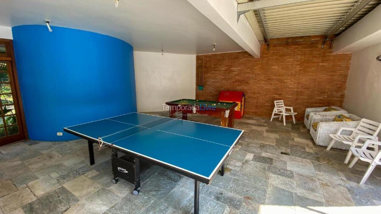 Casa para alquiler de vacaciones em São Sebastião (Barra do Sahy)