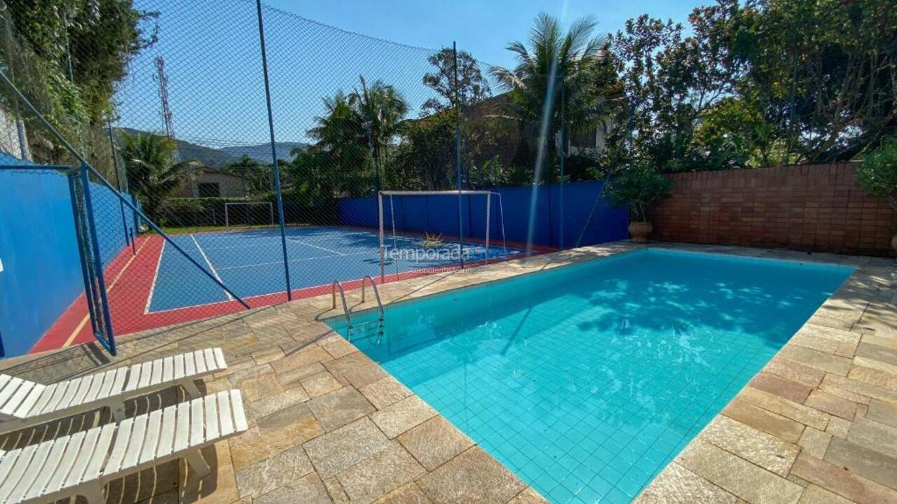 Casa para alquiler de vacaciones em São Sebastião (Barra do Sahy)