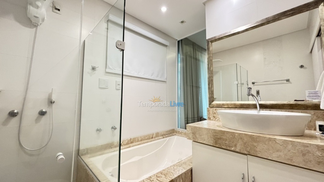 Apartamento para alquiler de vacaciones em Itapema (Meia Praia)