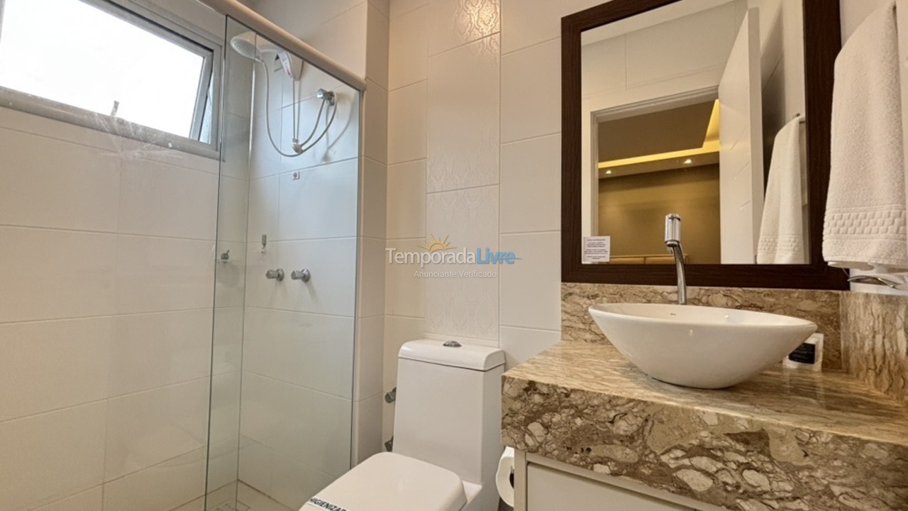 Apartamento para alquiler de vacaciones em Itapema (Meia Praia)