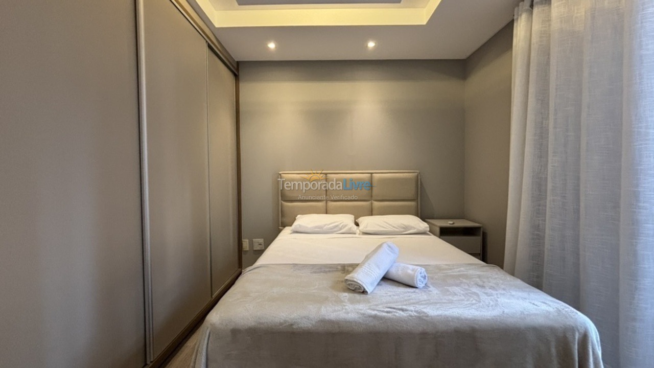 Apartamento para alquiler de vacaciones em Itapema (Meia Praia)