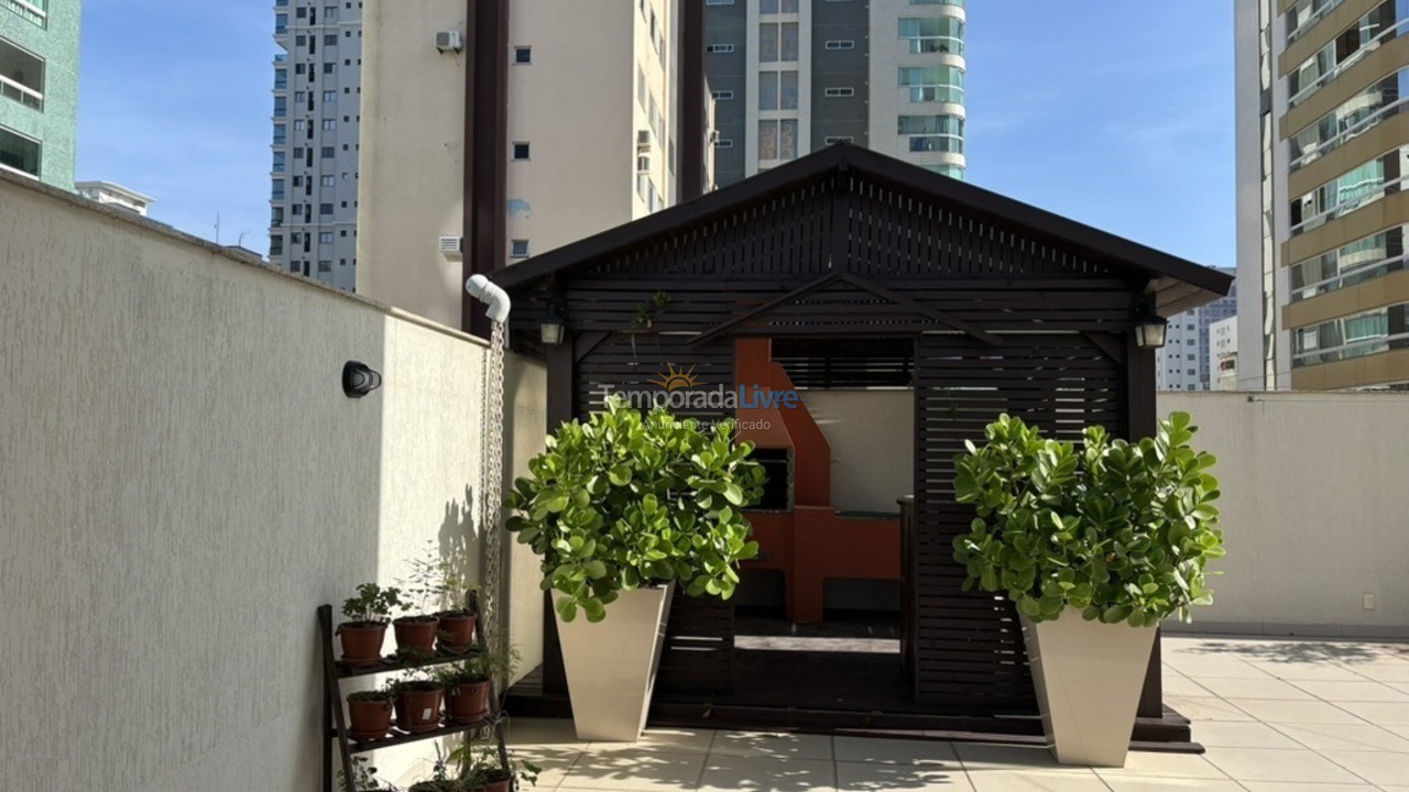 Apartamento para alquiler de vacaciones em Itapema (Meia Praia)