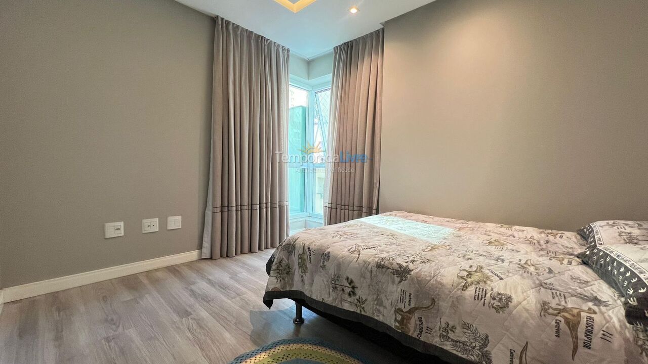 Apartamento para alquiler de vacaciones em Itapema (Meia Praia)