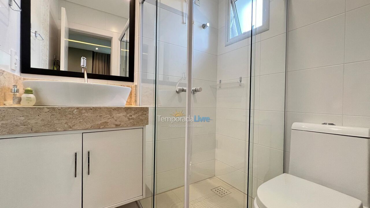 Apartamento para alquiler de vacaciones em Itapema (Meia Praia)