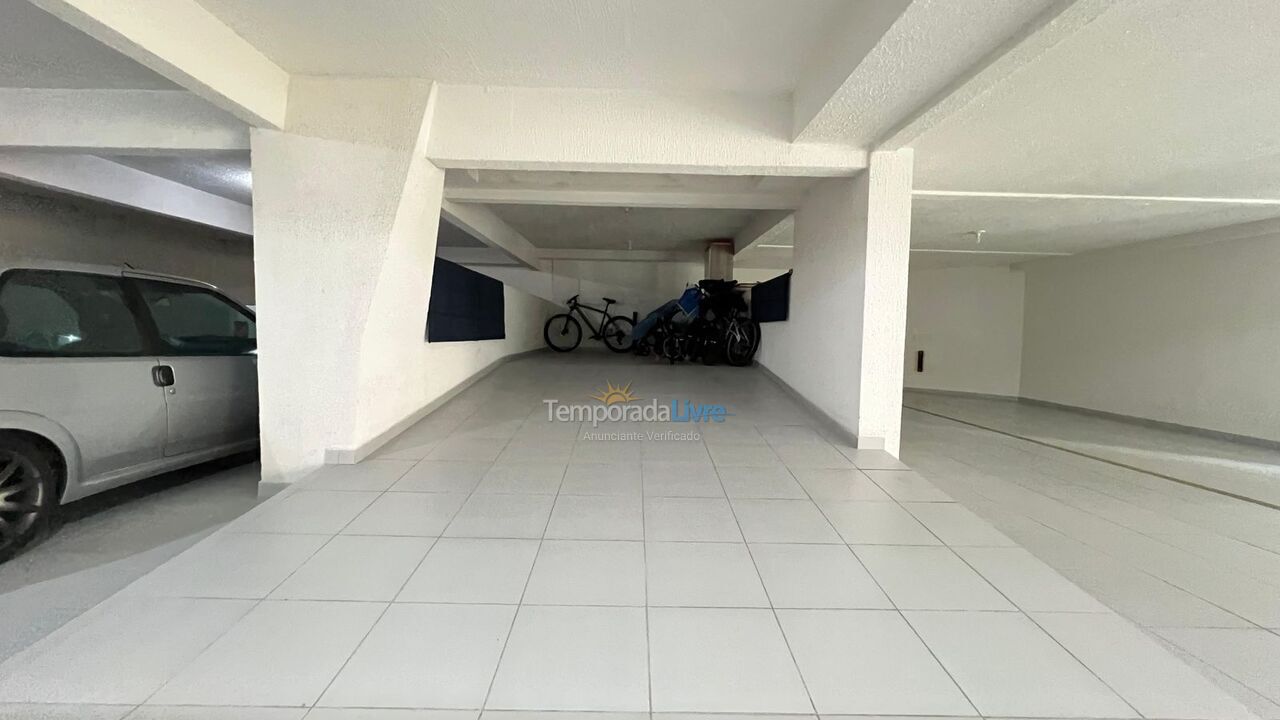 Apartamento para alquiler de vacaciones em Itapema (Meia Praia)