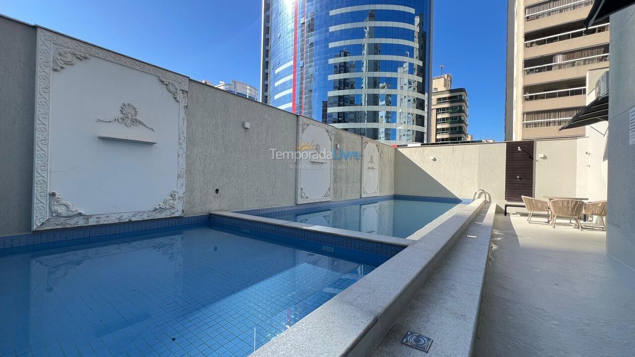 Apartamento para alquiler de vacaciones em Itapema (Meia Praia)