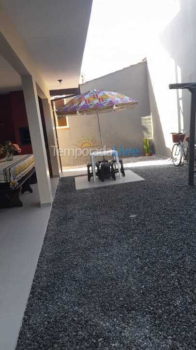 Casa para alquiler de vacaciones em São Francisco do Sul (Enseada)