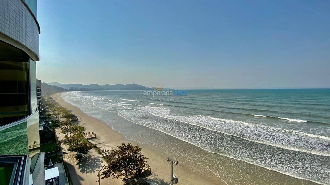 Apartment for vacation rental in Itapema (Meia Praia)