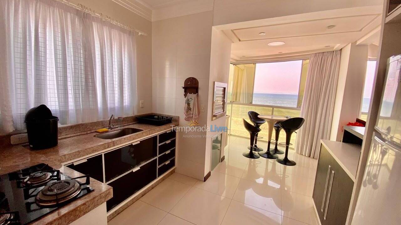 Apartment for vacation rental in Itapema (Meia Praia)